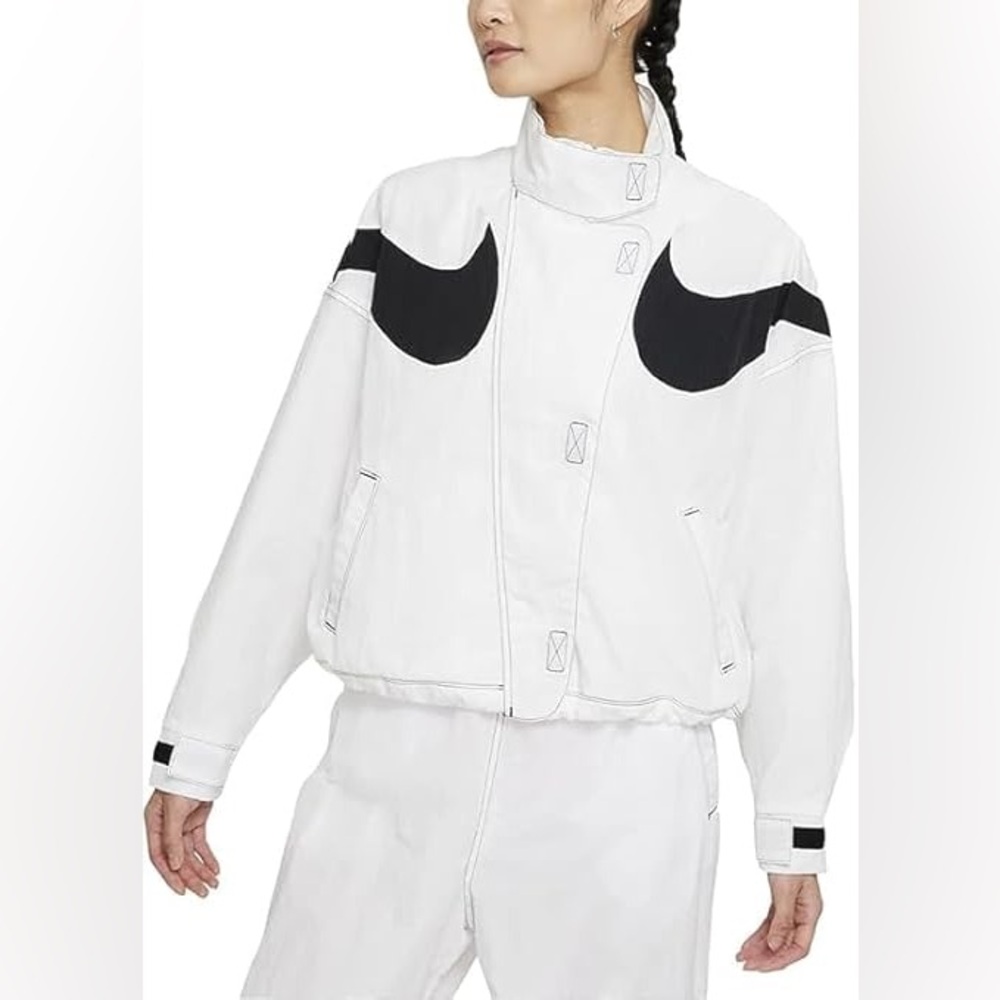NWOT NIKE Swoosh Repel Oversized Jacket